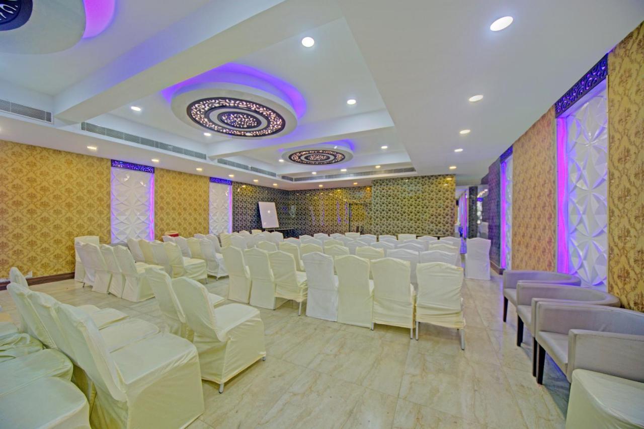צ'נאי Townhouse 515 Hotel Iris T Nagar Near Shri Ayyappan Temple מראה חיצוני תמונה