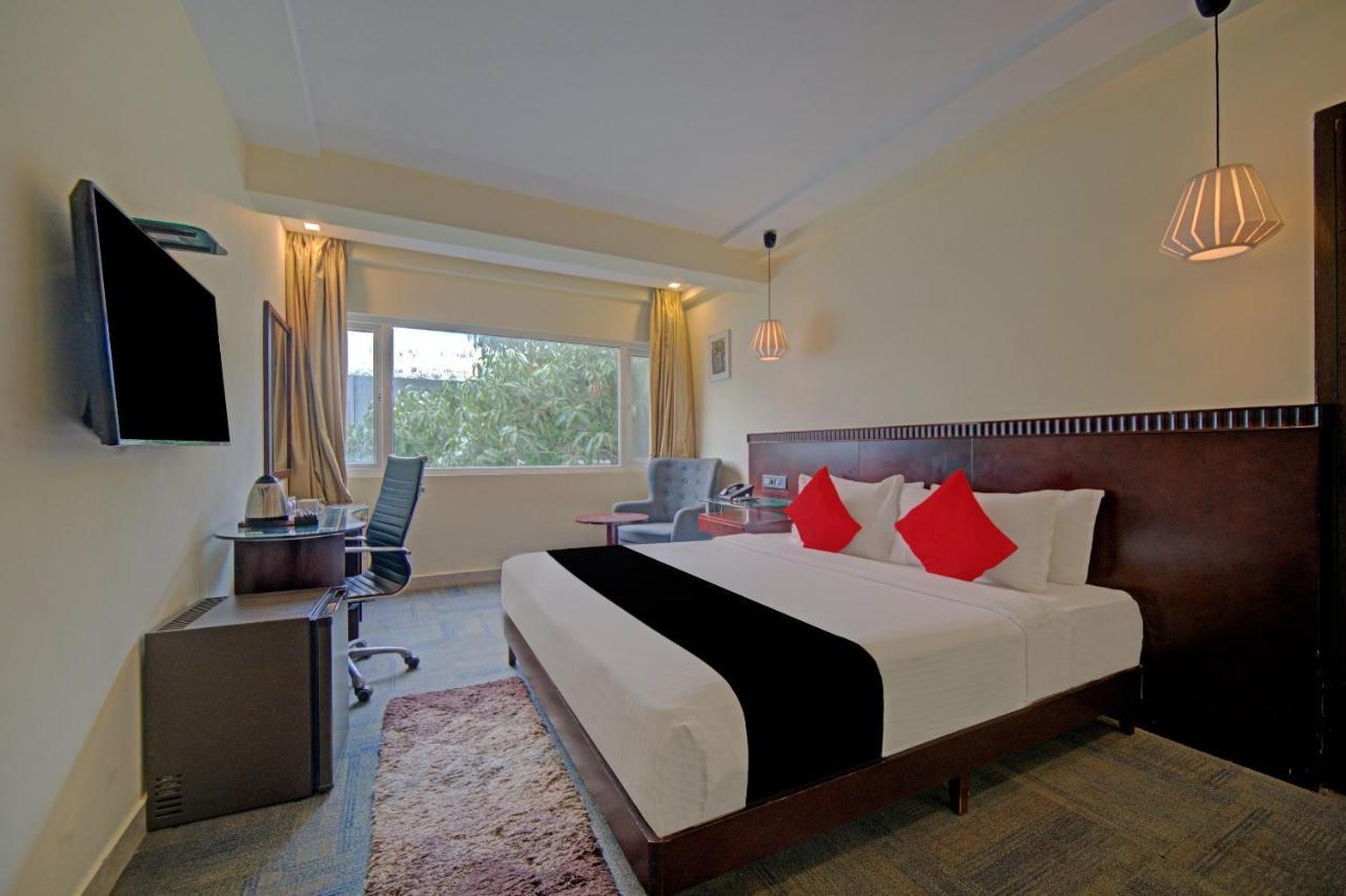 צ'נאי Townhouse 515 Hotel Iris T Nagar Near Shri Ayyappan Temple מראה חיצוני תמונה