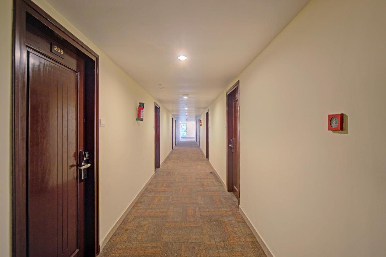 צ'נאי Townhouse 515 Hotel Iris T Nagar Near Shri Ayyappan Temple מראה חיצוני תמונה